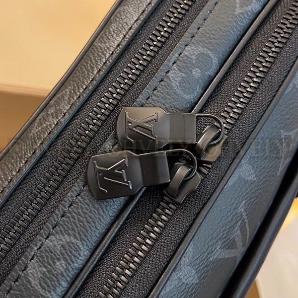 루이비통 알파 메신저 백