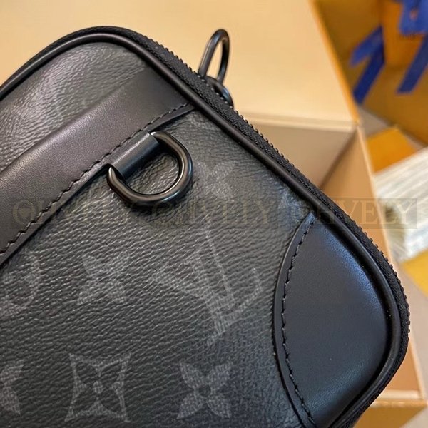 루이비통 알파 메신저 백