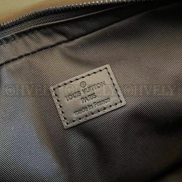 루이비통 알파 메신저 백