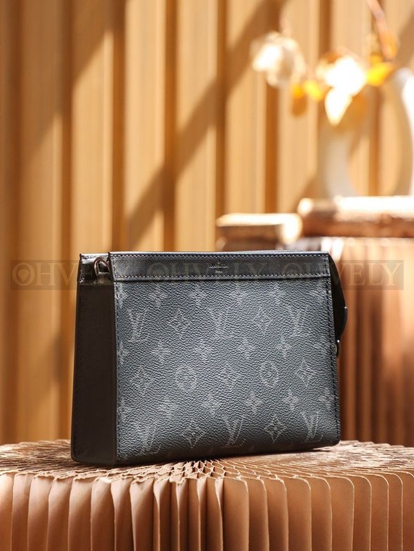 루이비통 웨어러블 월릿 이클립스