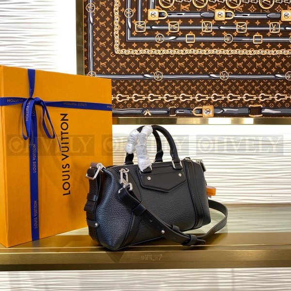 루이비통 나노 LV 바이커