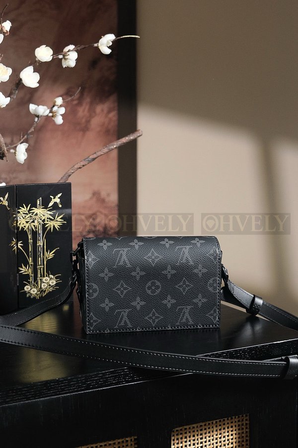 루이비통 스티머 웨어러블 월릿