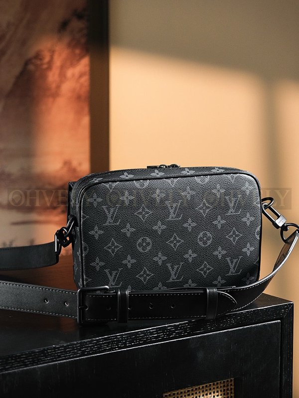 루이비통 스티머 메신저백