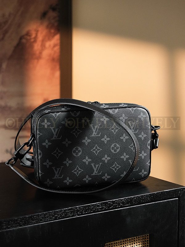 루이비통 스티머 메신저백