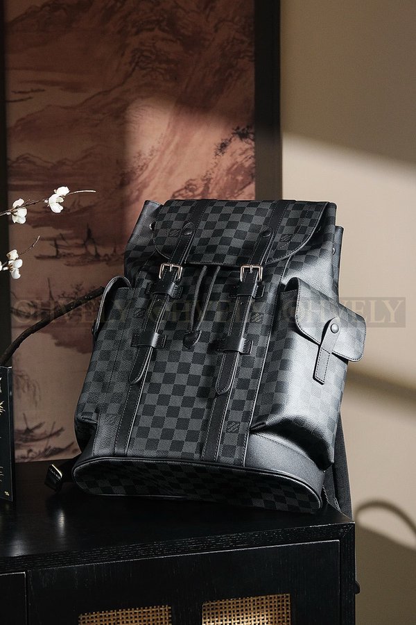 루이비통 크리스토퍼 백팩 다미에 / 모노그램