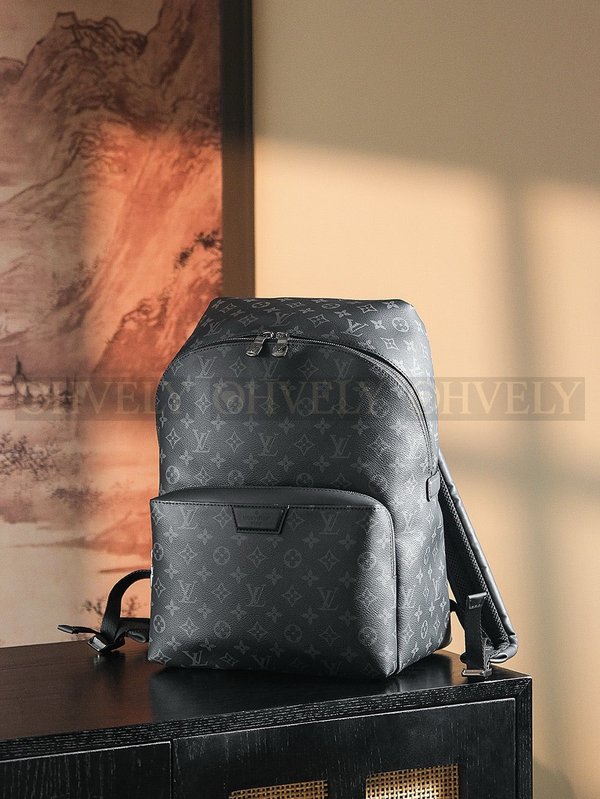루이비통 디스커버리 백팩