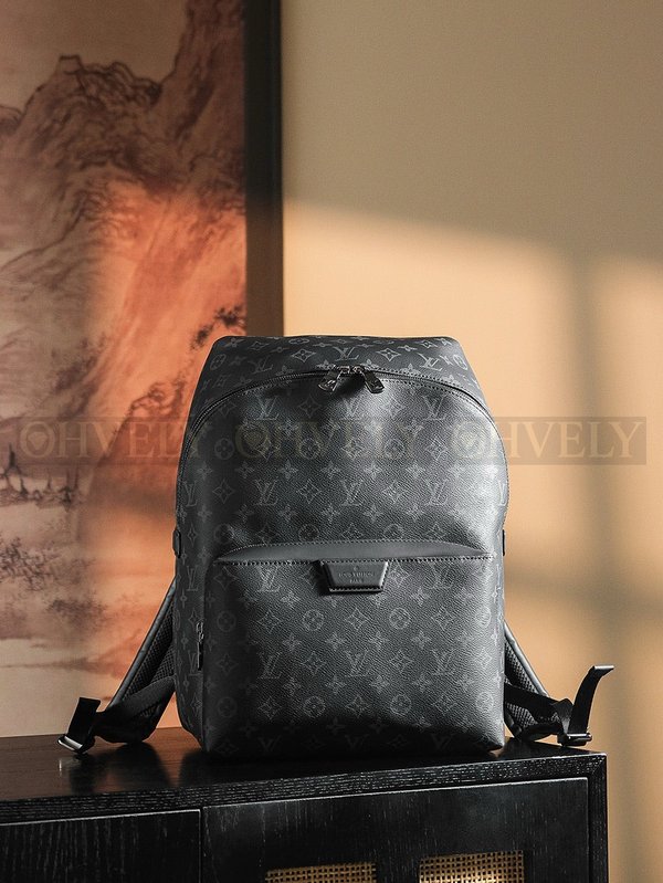 루이비통 디스커버리 백팩