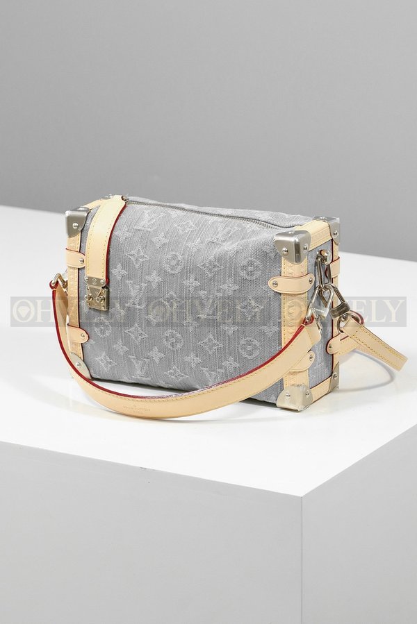 루이비통 워시드 그레이 사이드 트렁크 MM