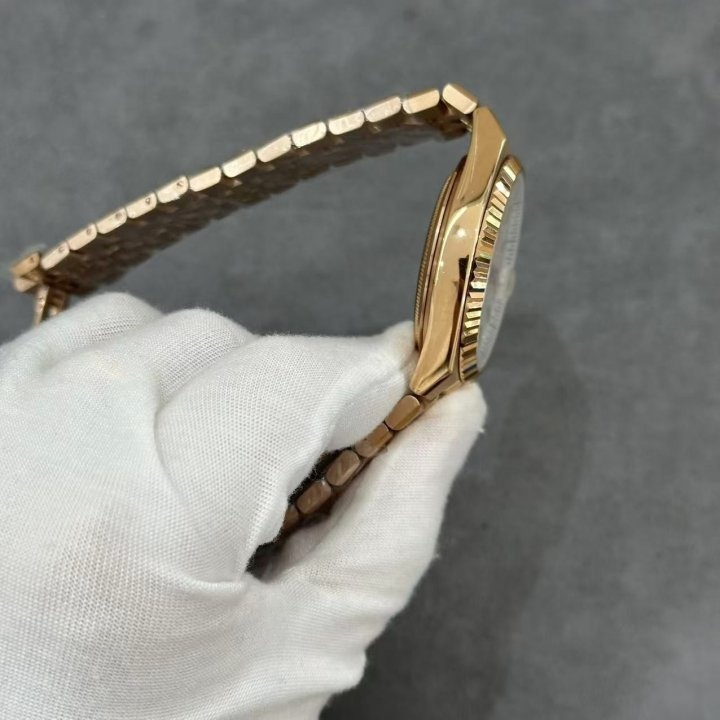 롤렉스 랜드 드웰러 40mm - 3 Color