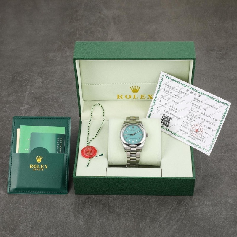 롤렉스 오이스터 퍼페츄얼 더콰이즈 블루