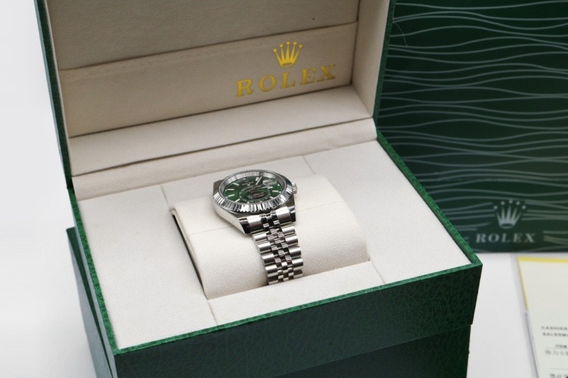 롤렉스 스카이 드웰러 스테인리스 스틸 그린