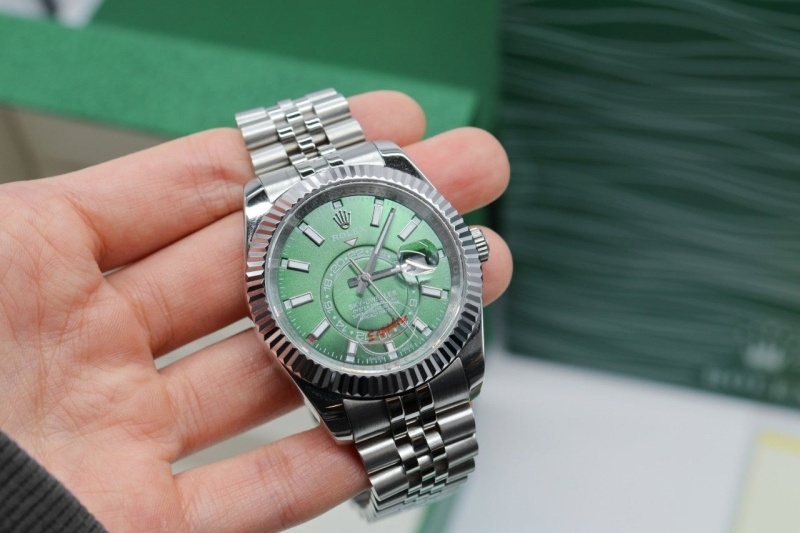 롤렉스 스카이 드웰러 스테인리스 스틸 그린