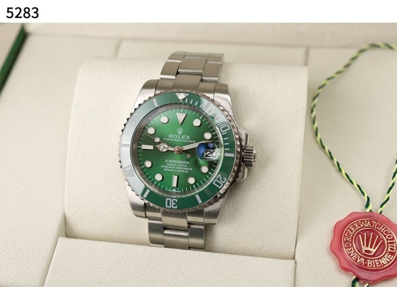 롤렉스 서브마리너 데이트 그린 오이스터