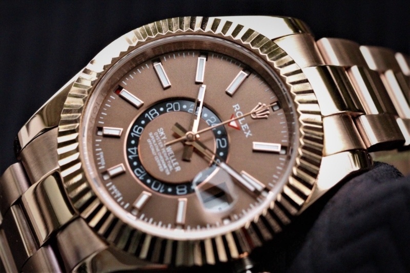 롤렉스 스카이 - 드웰러 에버로즈골드 (초코판)