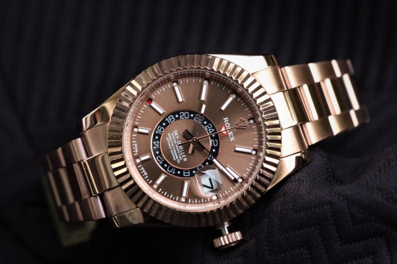 롤렉스 스카이 - 드웰러 에버로즈골드 (초코판)
