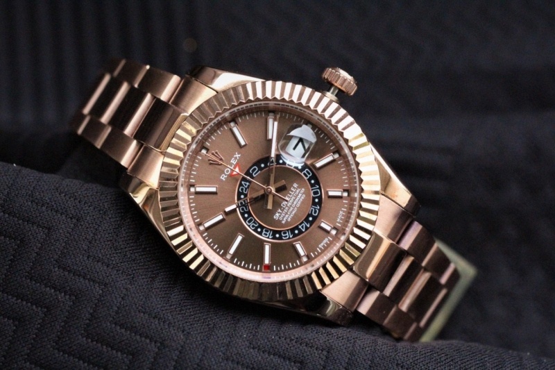 롤렉스 스카이 - 드웰러 에버로즈골드 (초코판)