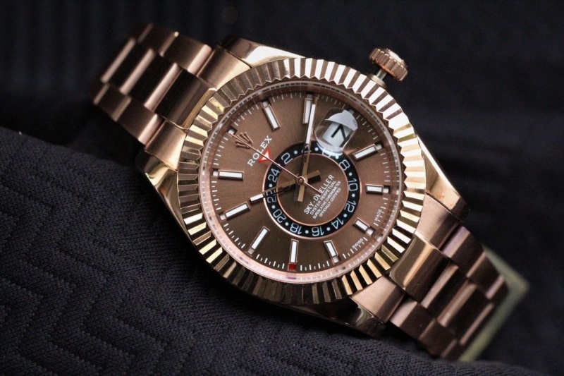롤렉스 스카이 - 드웰러 에버로즈골드 (초코판)