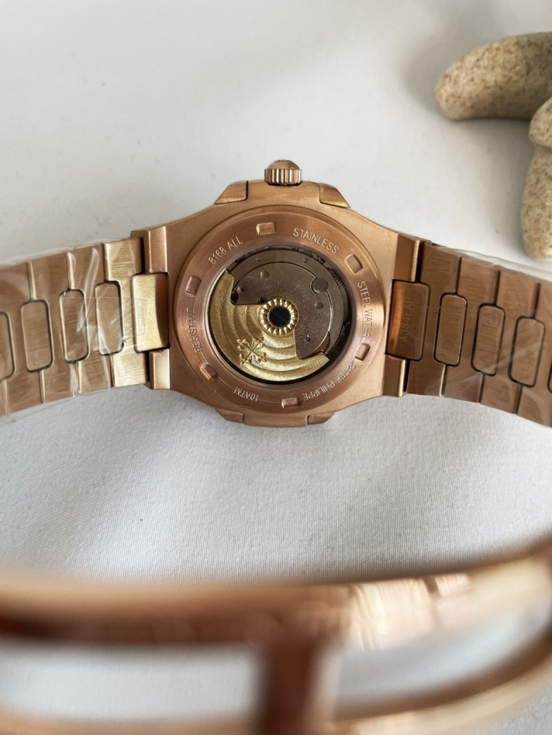 파텍필립 노틸러스 5711 골드화이트 다이얼 시계