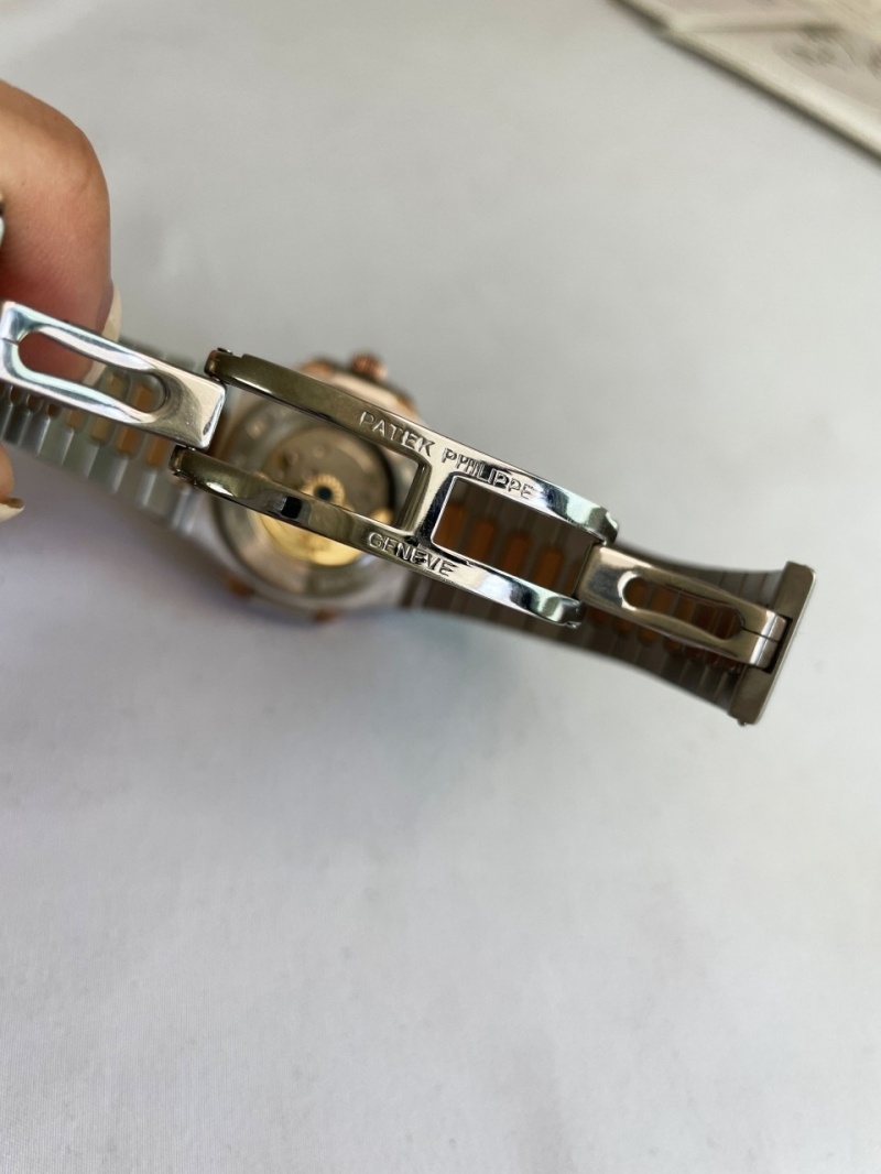 파텍필립 노틸러스 5711 블루 다이얼 콤비 시계