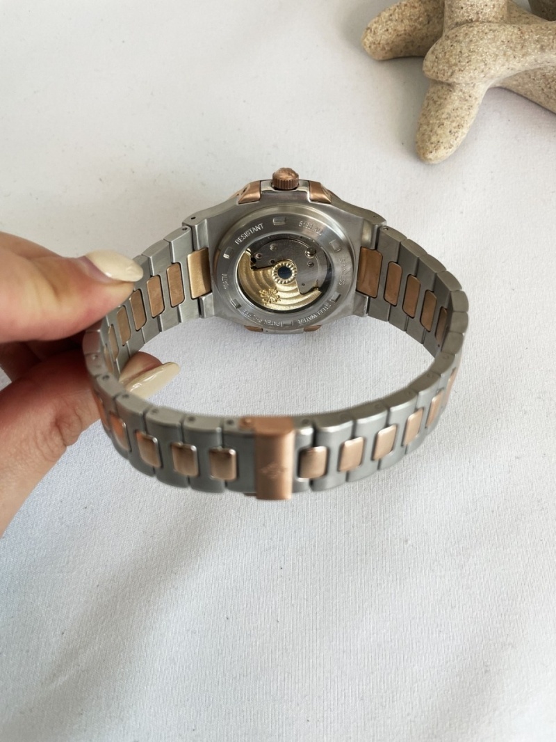 파텍필립 노틸러스 5711 블루 다이얼 콤비 시계