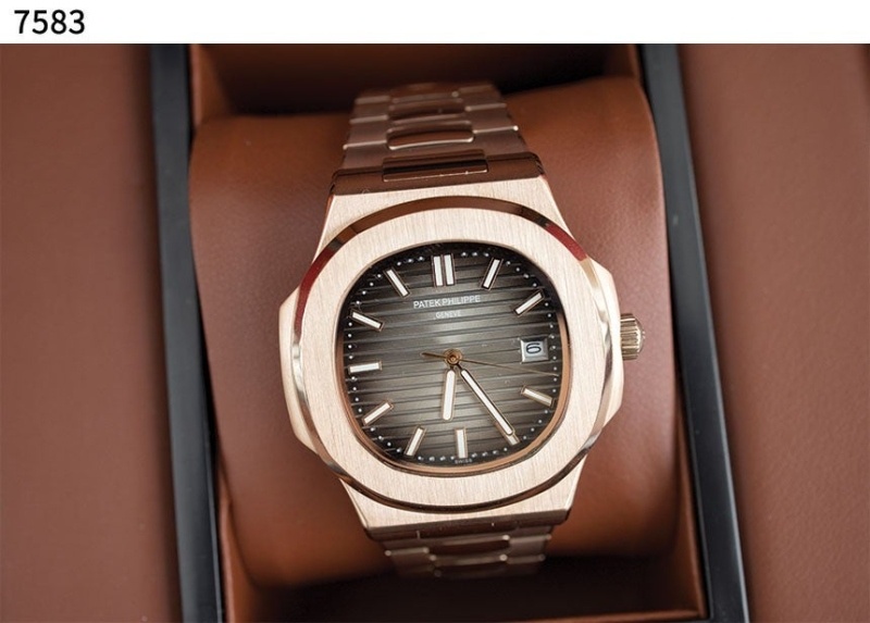 파텍필립 수입고급 노틸러스 로즈골드 금통
