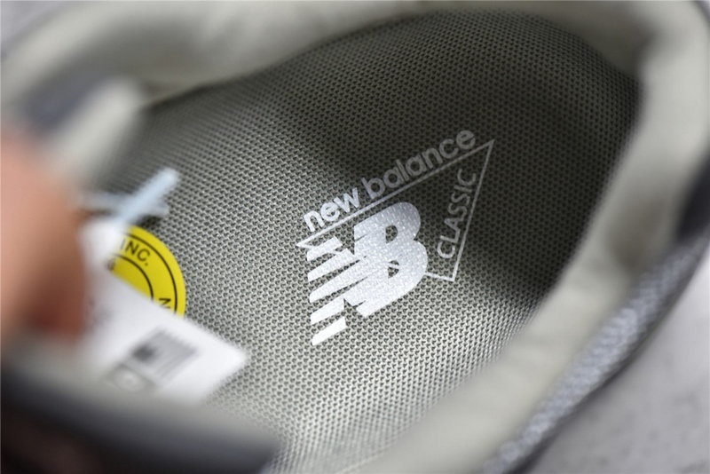 뉴발란스 992 메이드 인 USA 그레이 - D 스탠다드