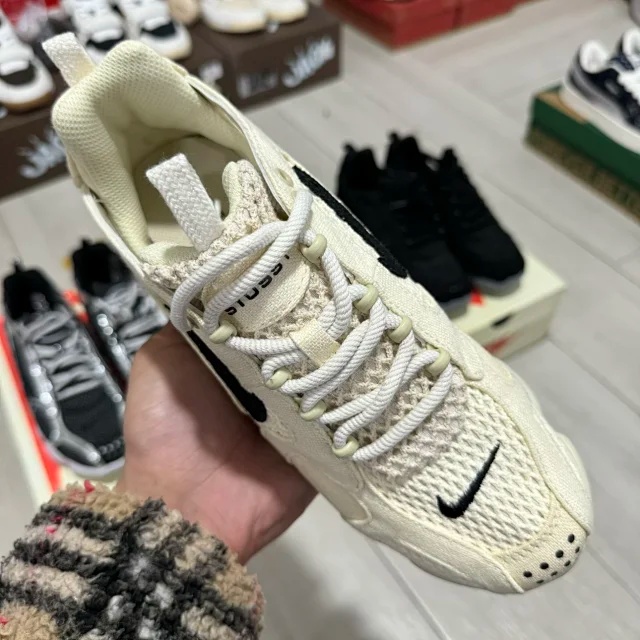 (기획특가) 나이키 x 스투시 에어 줌 스피리돈 케이지 2 (3color)