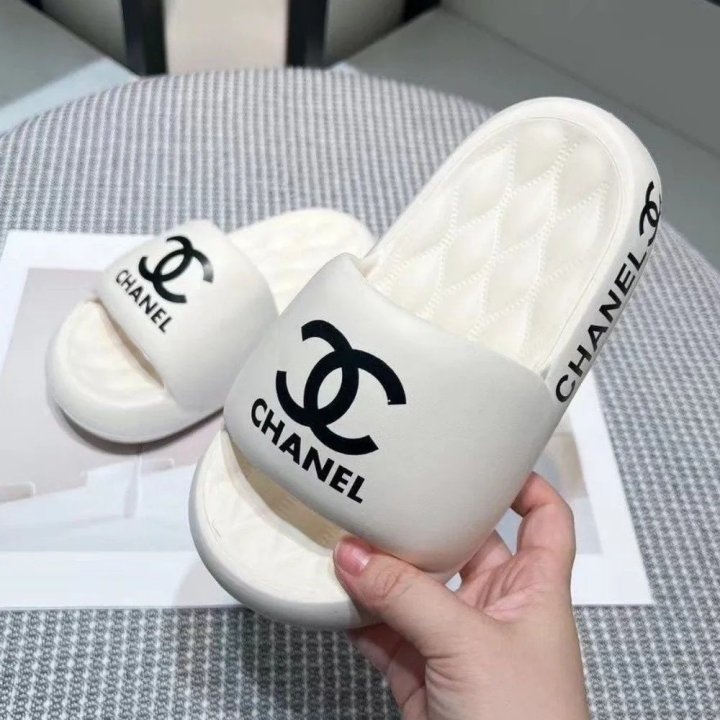 샤넬 실내외 슬리퍼 (2color)