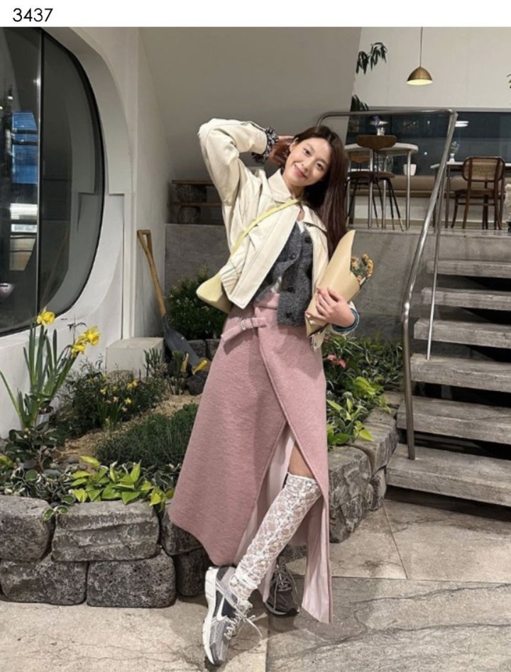 나이키 줌 보메로5 스니커즈