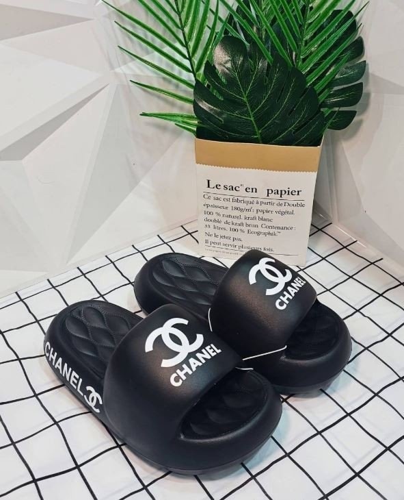 샤넬 실내외 슬리퍼 (2color)