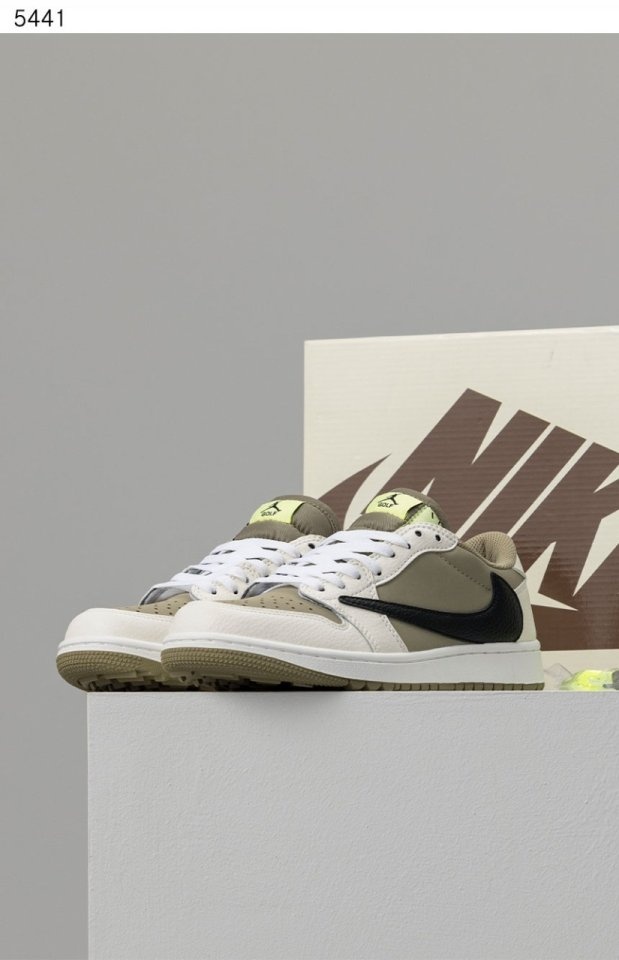 나이키 x 트래비스 스캇 에어조던1 로우 - 올리브