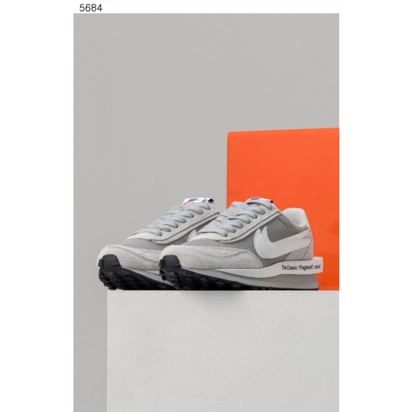 나이키 X 사카이 프라그먼트 LD와플 그레이