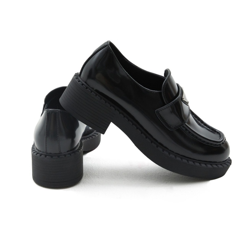 프라다 여성 초콜릿 브러시드 가죽 로퍼