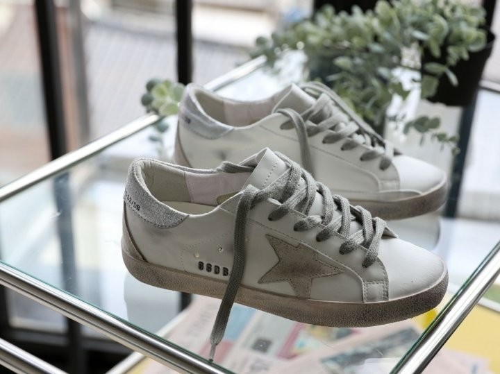 골든구스 실버힐탭&메탈 스터드 레터링 슈퍼스타 스니커즈