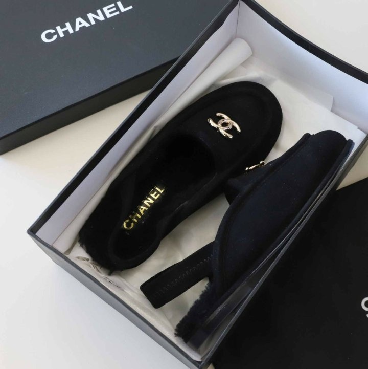 샤넬 스웨이드 시어링 슬리퍼 뮬