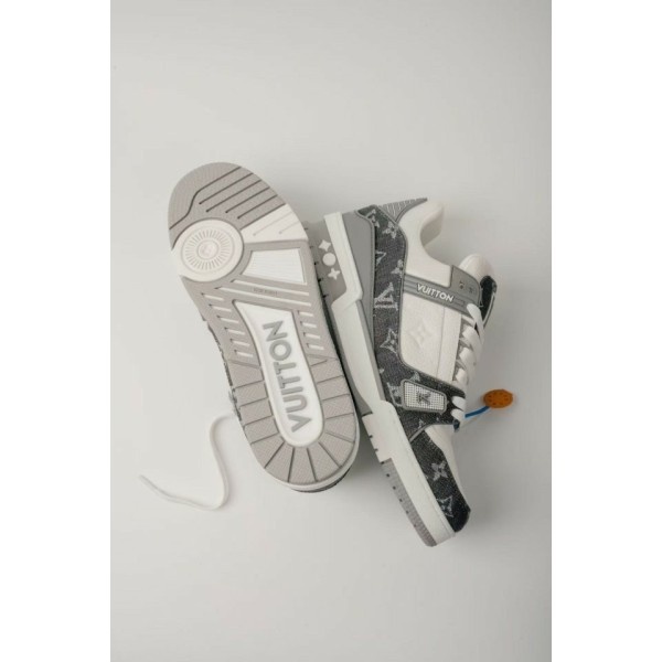 루이비통 LV 트레이너 스니커즈 - 그레이