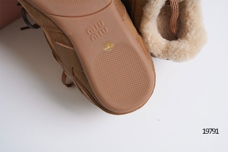 미우미우 짐 레더 스웨이드 스니커즈