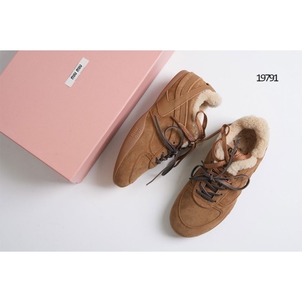 미우미우 짐 레더 스웨이드 스니커즈