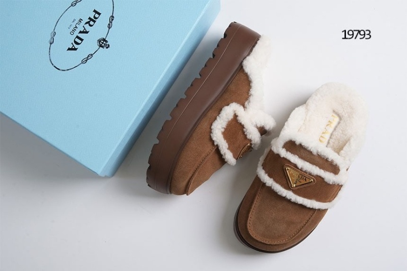 프라다 시어링 트림 플랫폼 뮬 로퍼