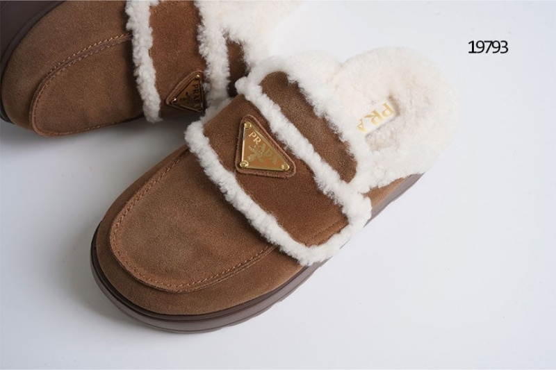 프라다 시어링 트림 플랫폼 뮬 로퍼