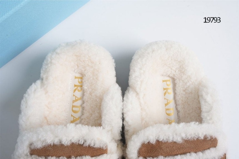 프라다 시어링 트림 플랫폼 뮬 로퍼