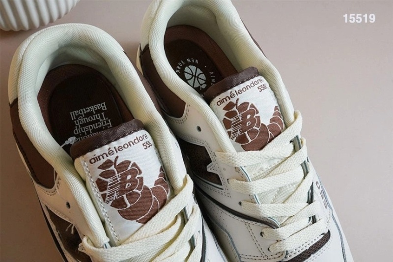 뉴발란스 X 에임 네온 도르 550 브라운