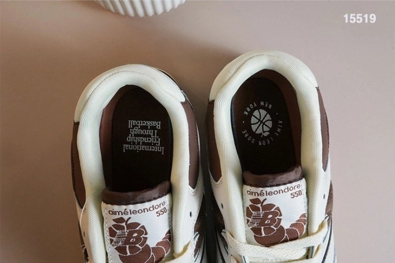뉴발란스 X 에임 네온 도르 550 브라운