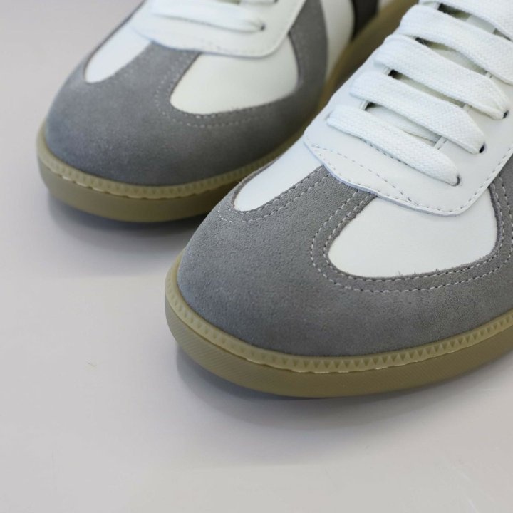 디올 B01 매치포인트 스니커즈