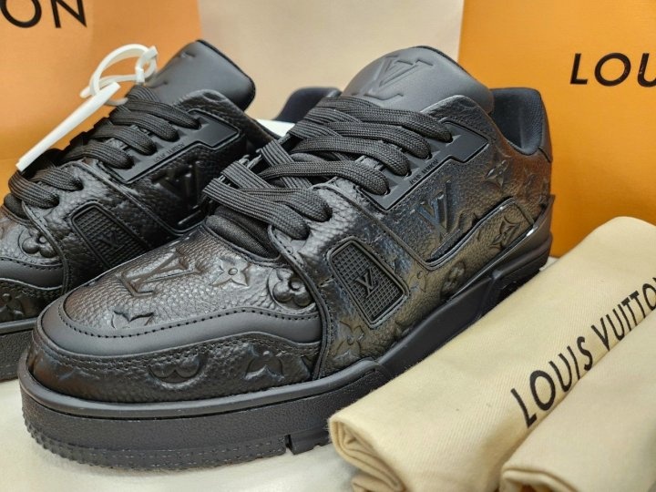 루이비통 LV 트레이너 스니커즈 블랙 - 고급버전