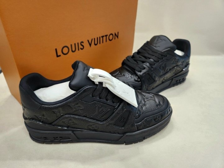 루이비통 LV 트레이너 스니커즈 블랙 - 고급버전