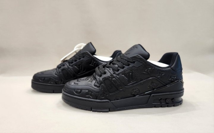 루이비통 LV 트레이너 스니커즈 블랙 - 고급버전