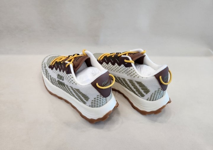 미우미우 여성 테크니컬 패브릭 스니커즈 - 고급버전