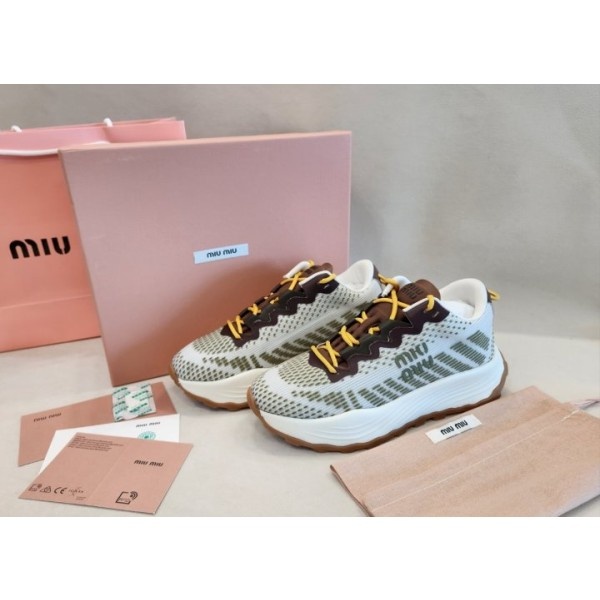 미우미우 여성 테크니컬 패브릭 스니커즈 - 고급버전