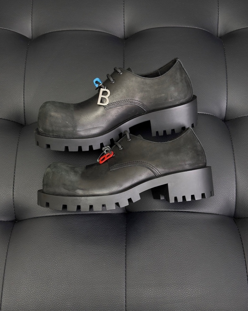 발렌시아가 허머 더비 블랙